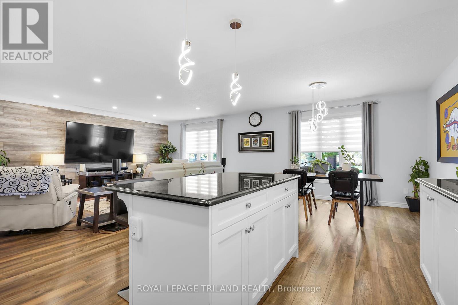 280 Peter Street S, Chatham-Kent, Ontario  N0P 1C0 - Photo 17 - X12475556