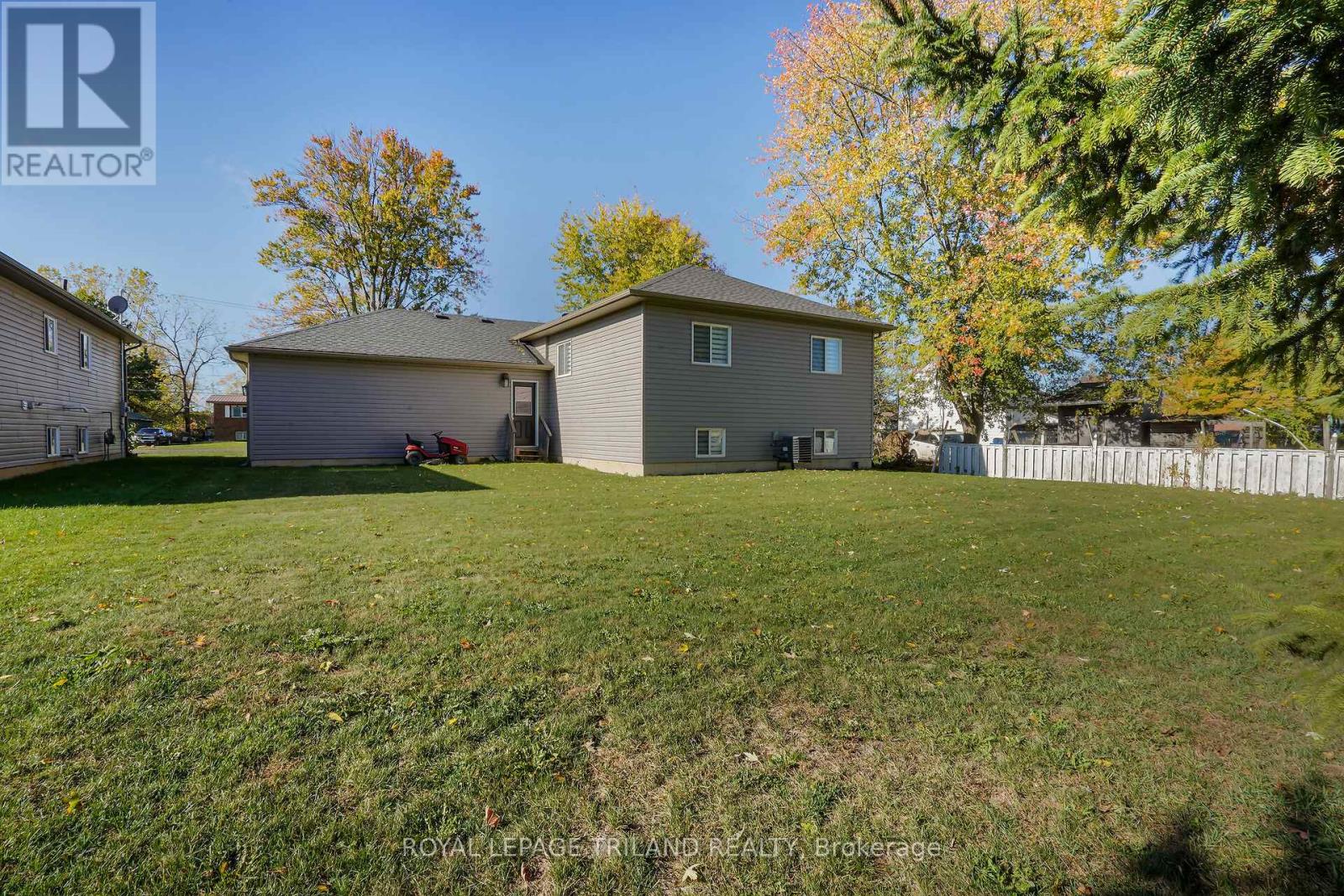 280 Peter Street S, Chatham-Kent, Ontario  N0P 1C0 - Photo 38 - X12475556
