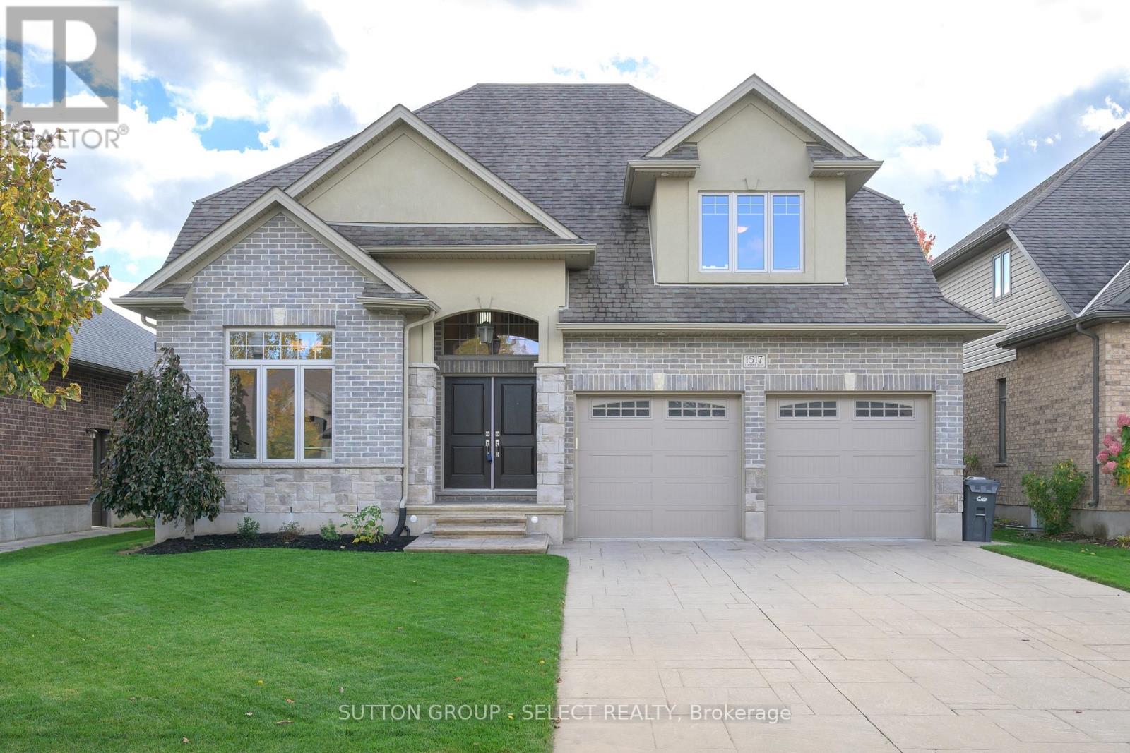1517 SANDPIPER DRIVE, London North, Ontario