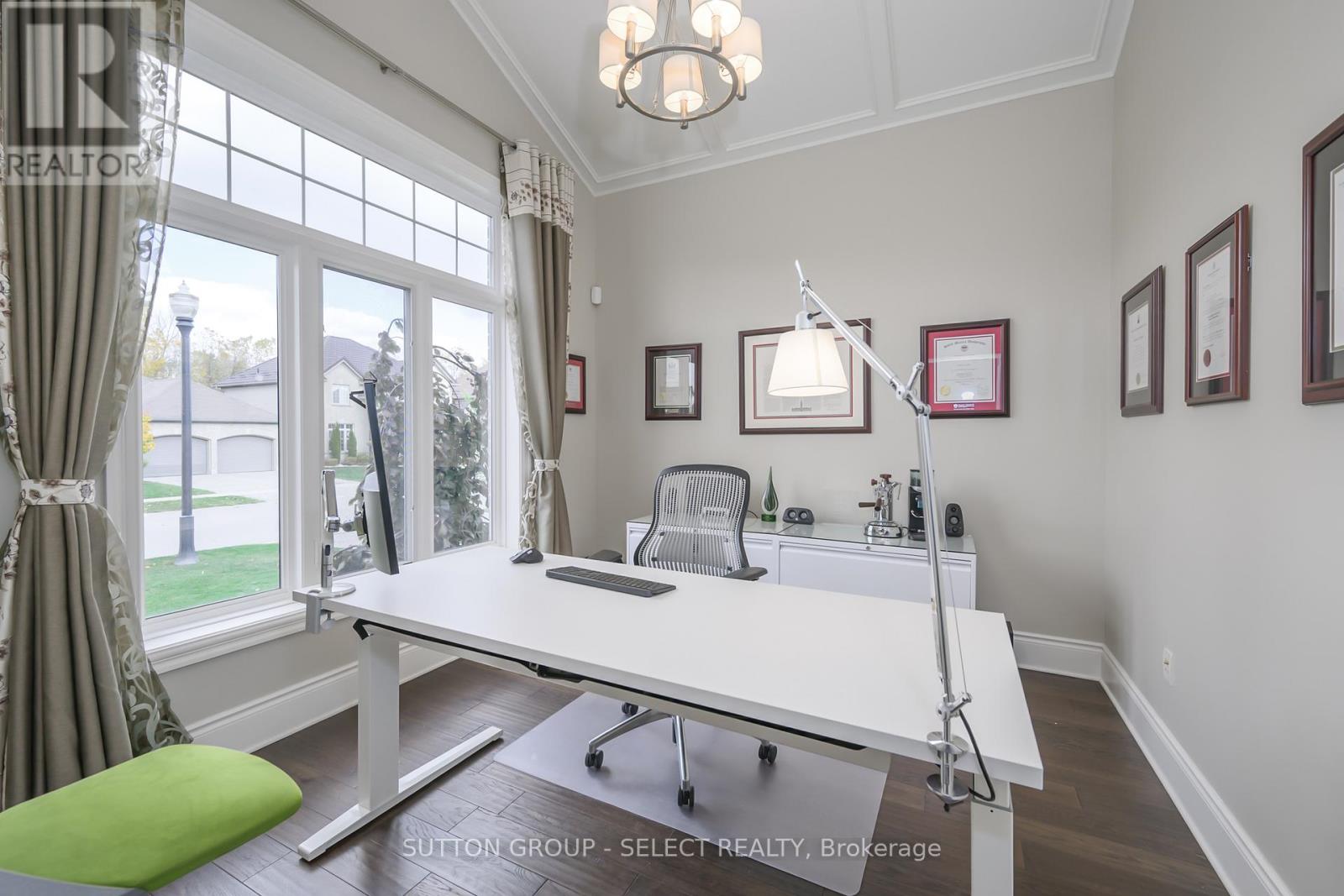 1517 Sandpiper Drive, London North, Ontario  N5X 0E6 - Photo 4 - X12475619