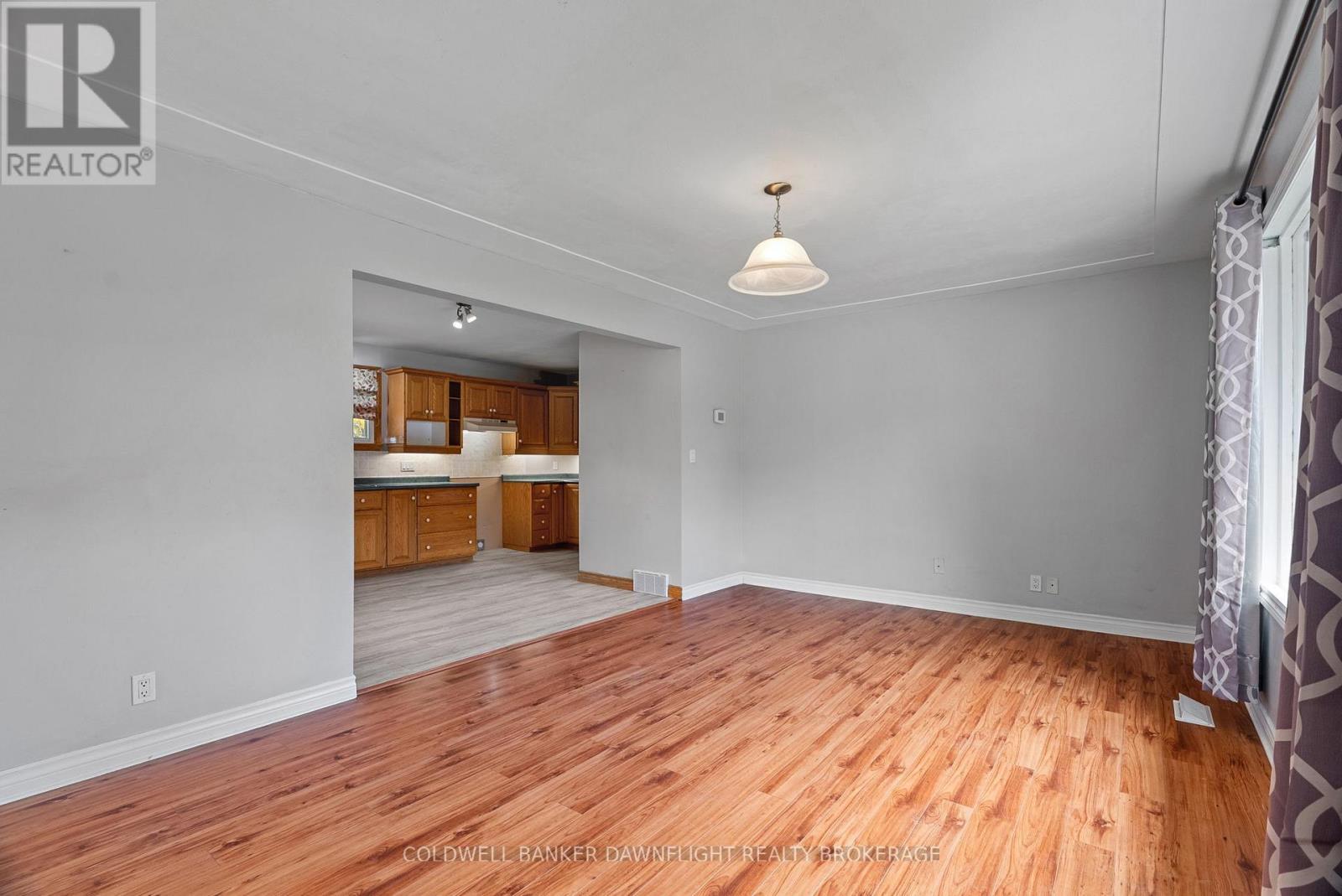 312 Marlborough Street, South Huron, Ontario  N0M 1S2 - Photo 11 - X12475659