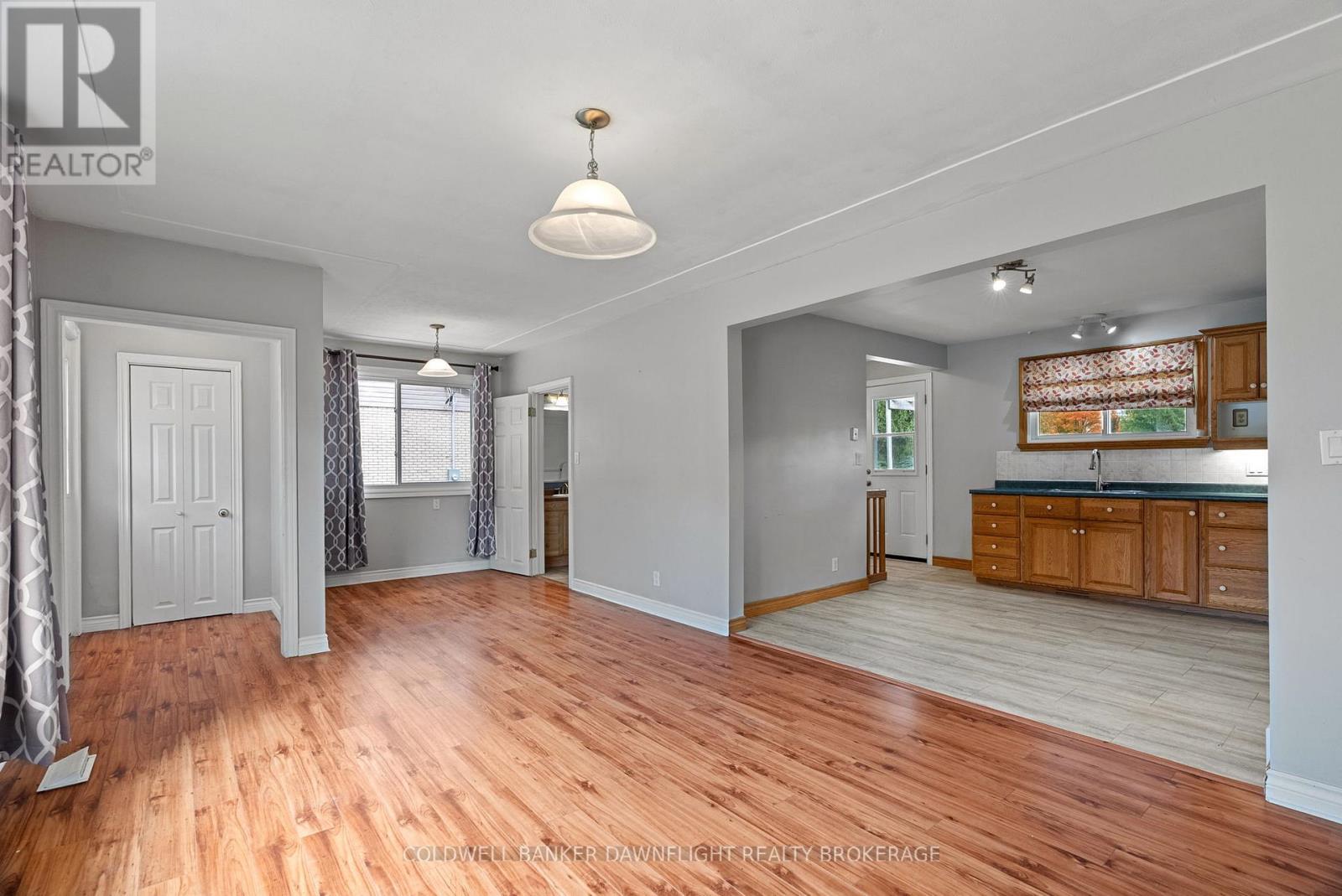 312 Marlborough Street, South Huron, Ontario  N0M 1S2 - Photo 7 - X12475659