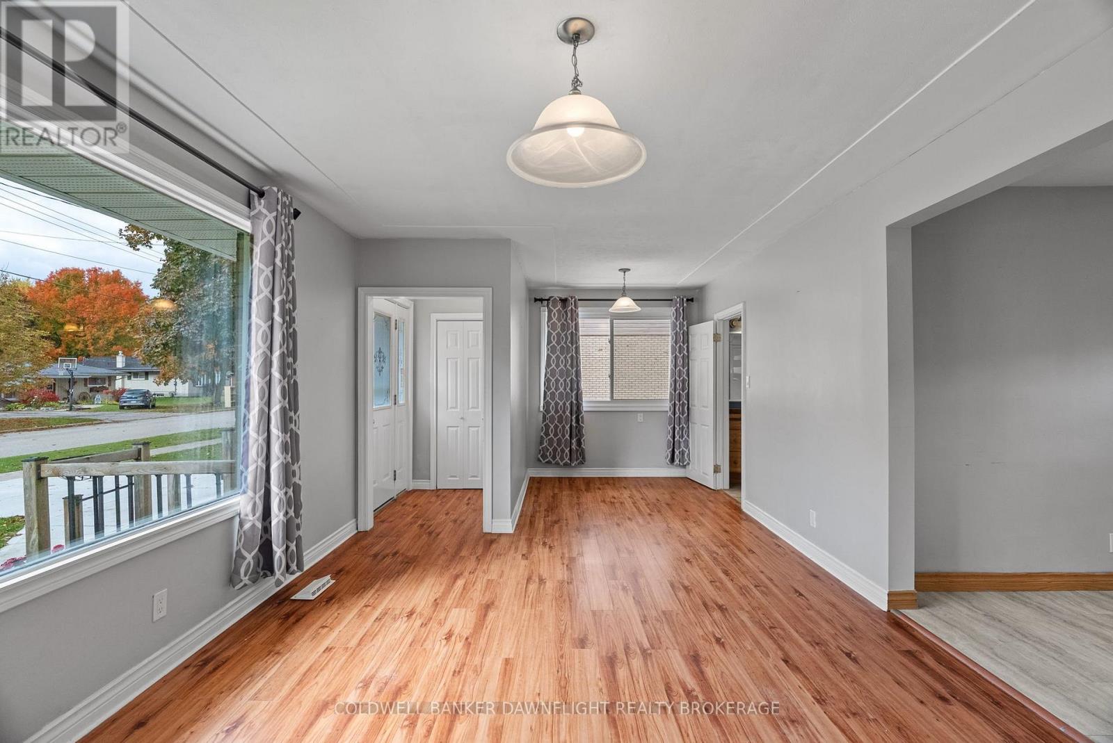 312 Marlborough Street, South Huron, Ontario  N0M 1S2 - Photo 8 - X12475659