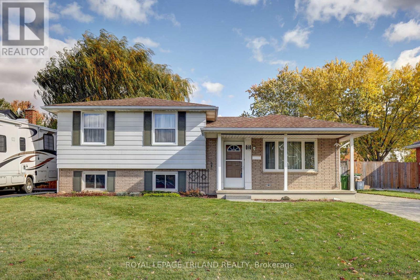 8 PARISH STREET, St. Thomas, Ontario