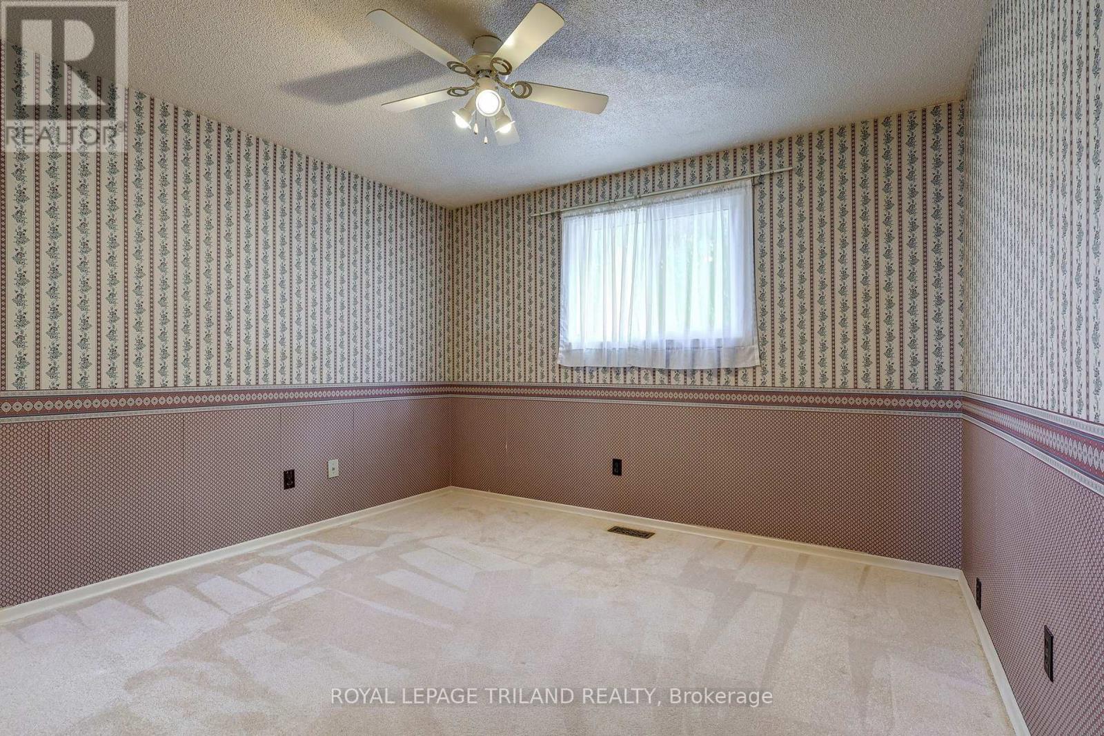 8 Parish Street, St. Thomas, Ontario  N5R 4W8 - Photo 19 - X12475669
