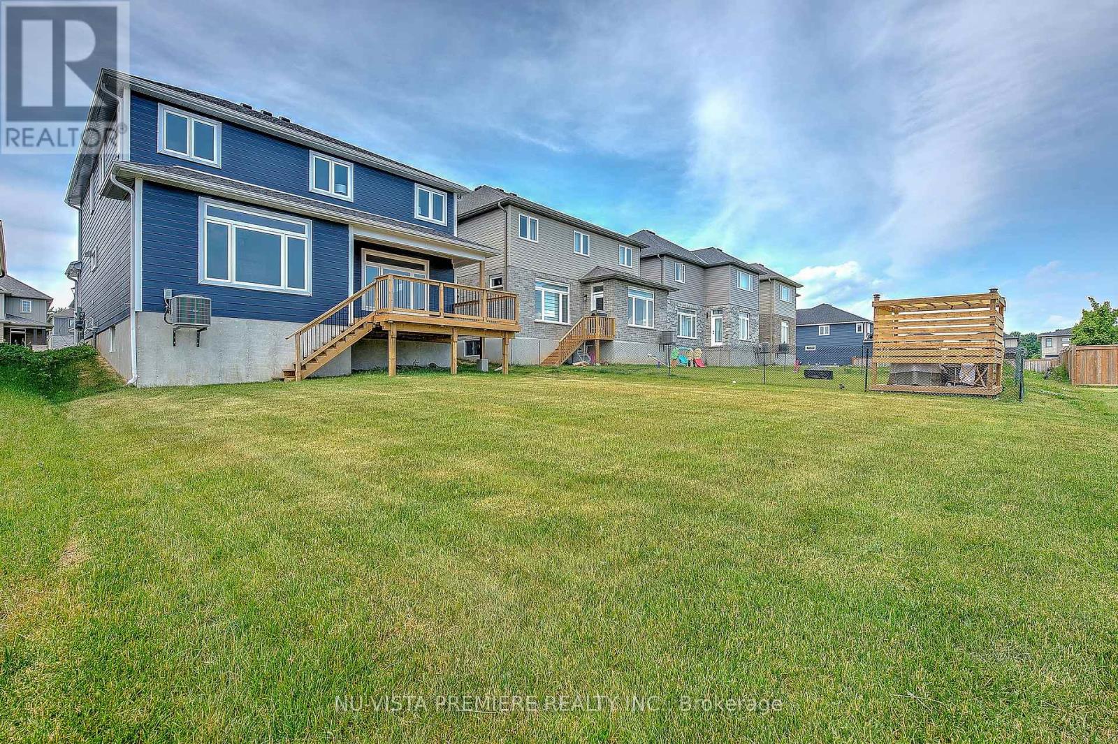 28 Basil Crescent, Middlesex Centre, Ontario  N0M 2A0 - Photo 44 - X12475693