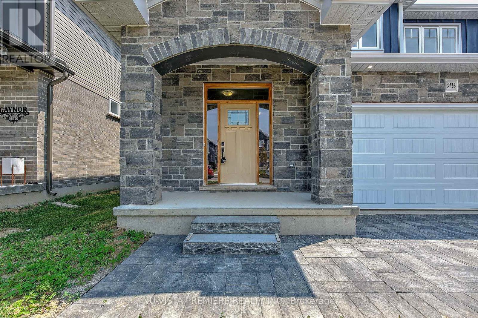 28 Basil Crescent, Middlesex Centre, Ontario  N0M 2A0 - Photo 5 - X12475693