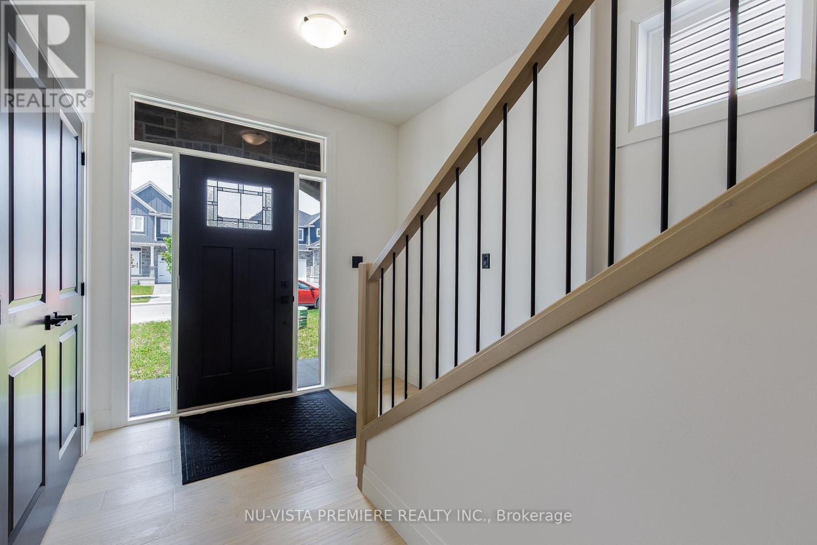 28 Basil Crescent, Middlesex Centre, Ontario  N0M 2A0 - Photo 6 - X12475693