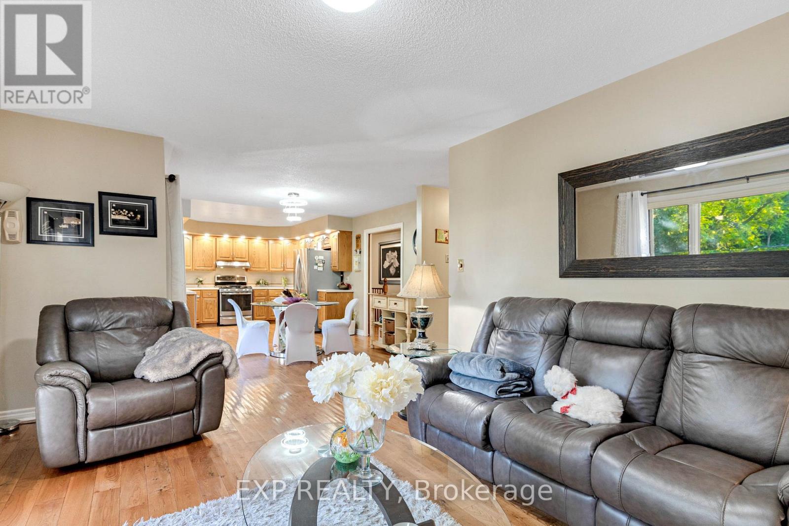 17 Abbey Lane, South Huron, Ontario  N0M 1S1 - Photo 16 - X12475703