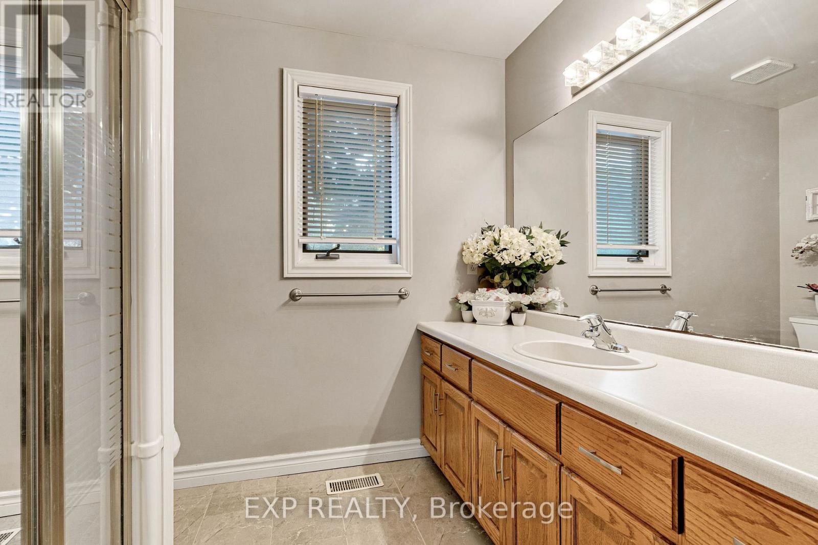 17 Abbey Lane, South Huron, Ontario  N0M 1S1 - Photo 19 - X12475703