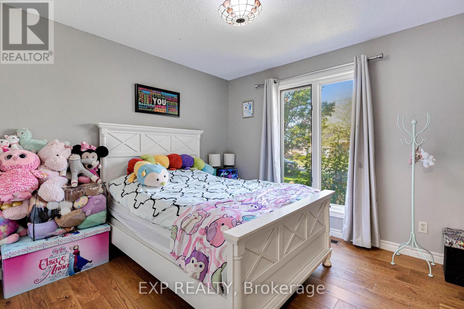 17 Abbey Lane, South Huron, Ontario  N0M 1S1 - Photo 24 - X12475703