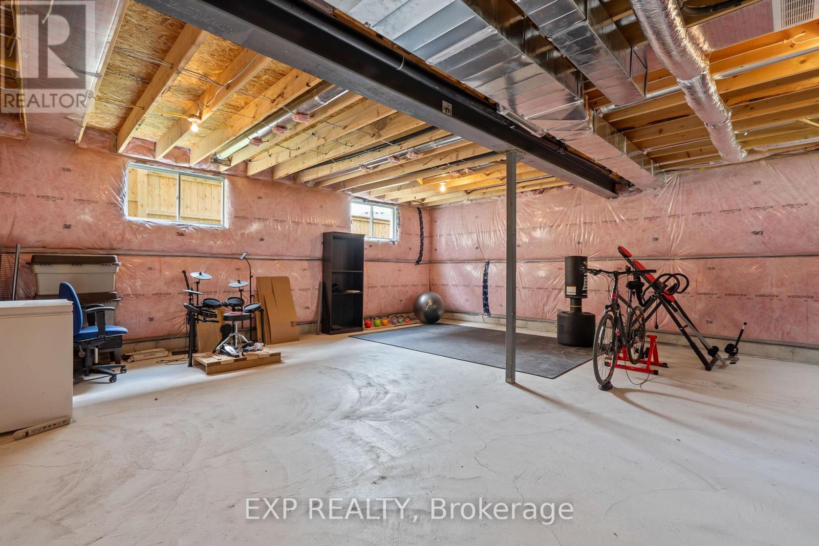 29 Locky Lane, Middlesex Centre, Ontario  N0L 1R0 - Photo 37 - X12475718
