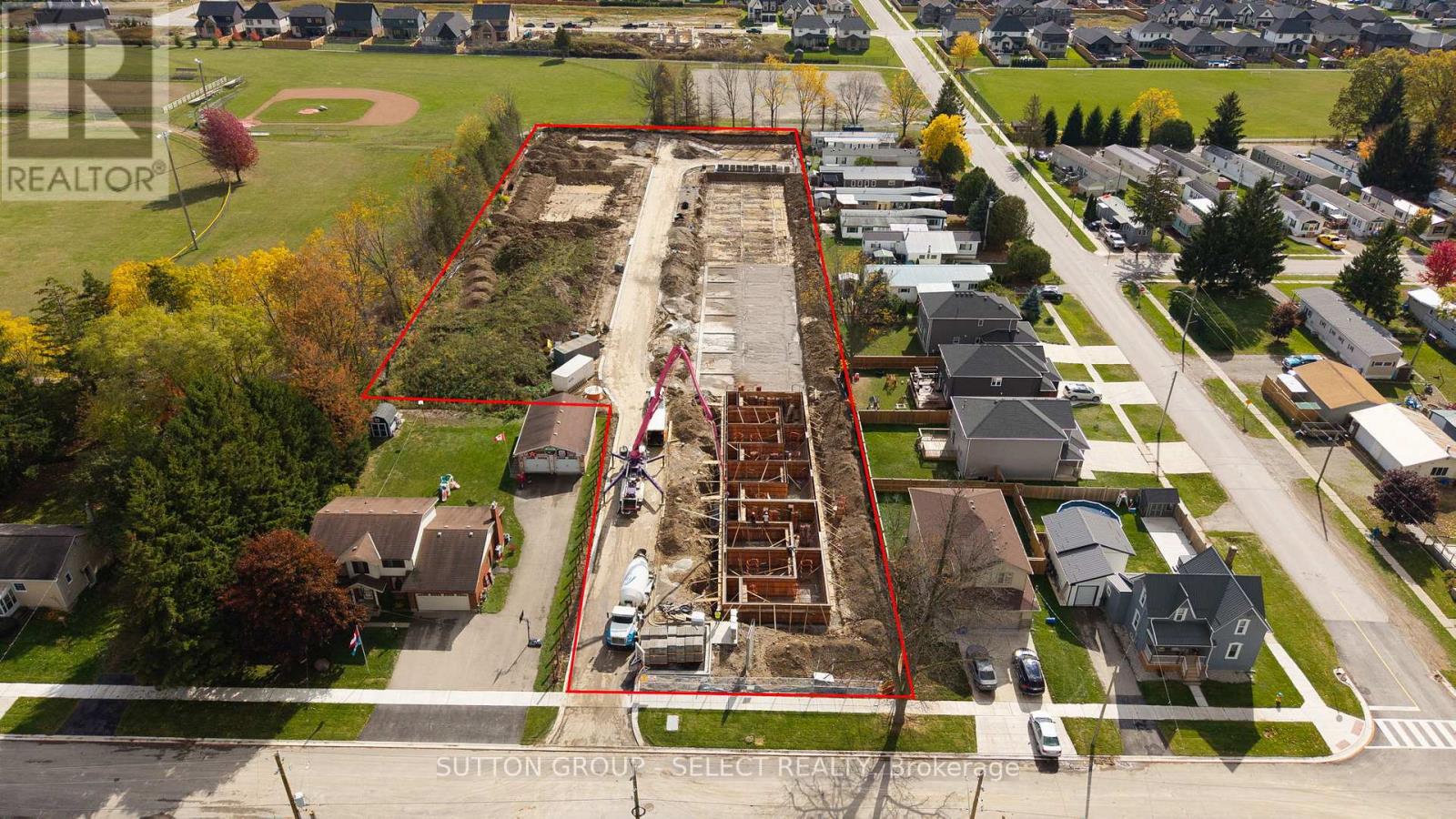 14 - 233 Upper Queen Street, Thames Centre, Ontario  N0M 2P0 - Photo 7 - X12475737