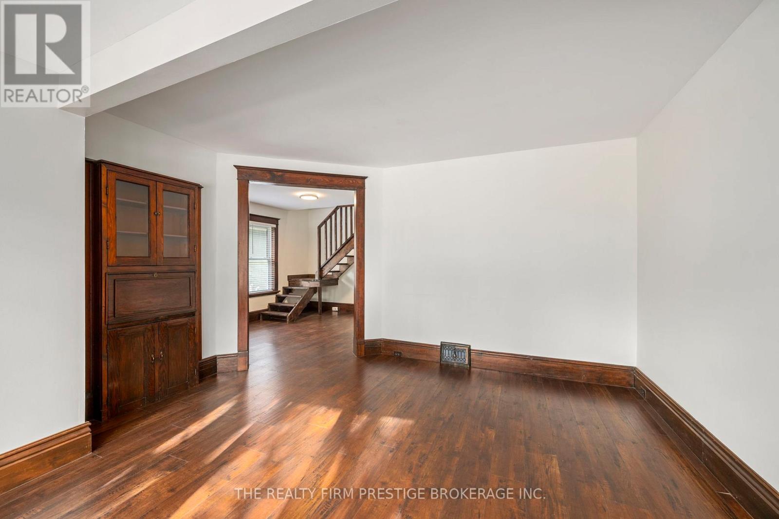588 Rosedale Street, London East, Ontario  N6B 2C6 - Photo 10 - X12475753