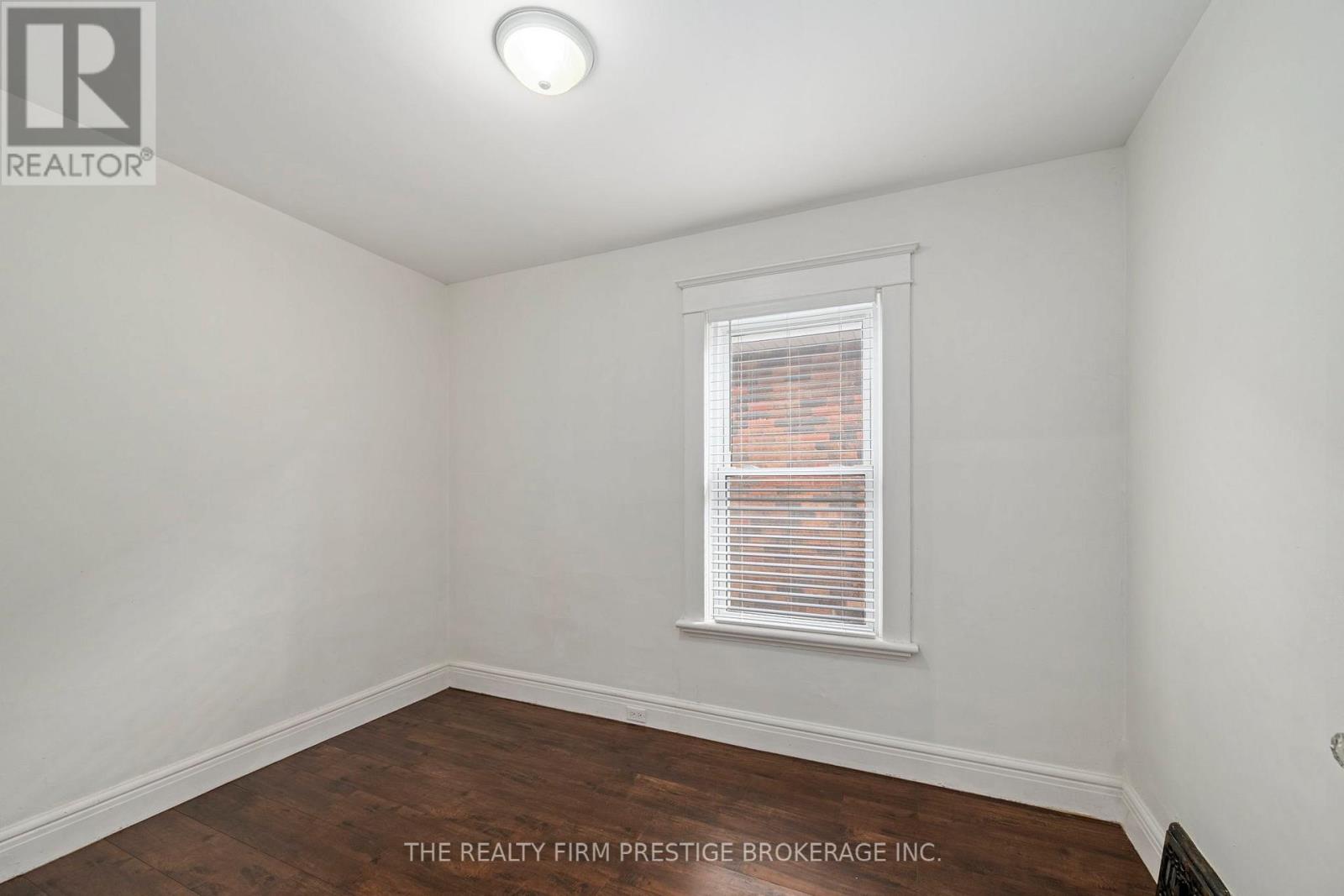 588 Rosedale Street, London East, Ontario  N6B 2C6 - Photo 14 - X12475753