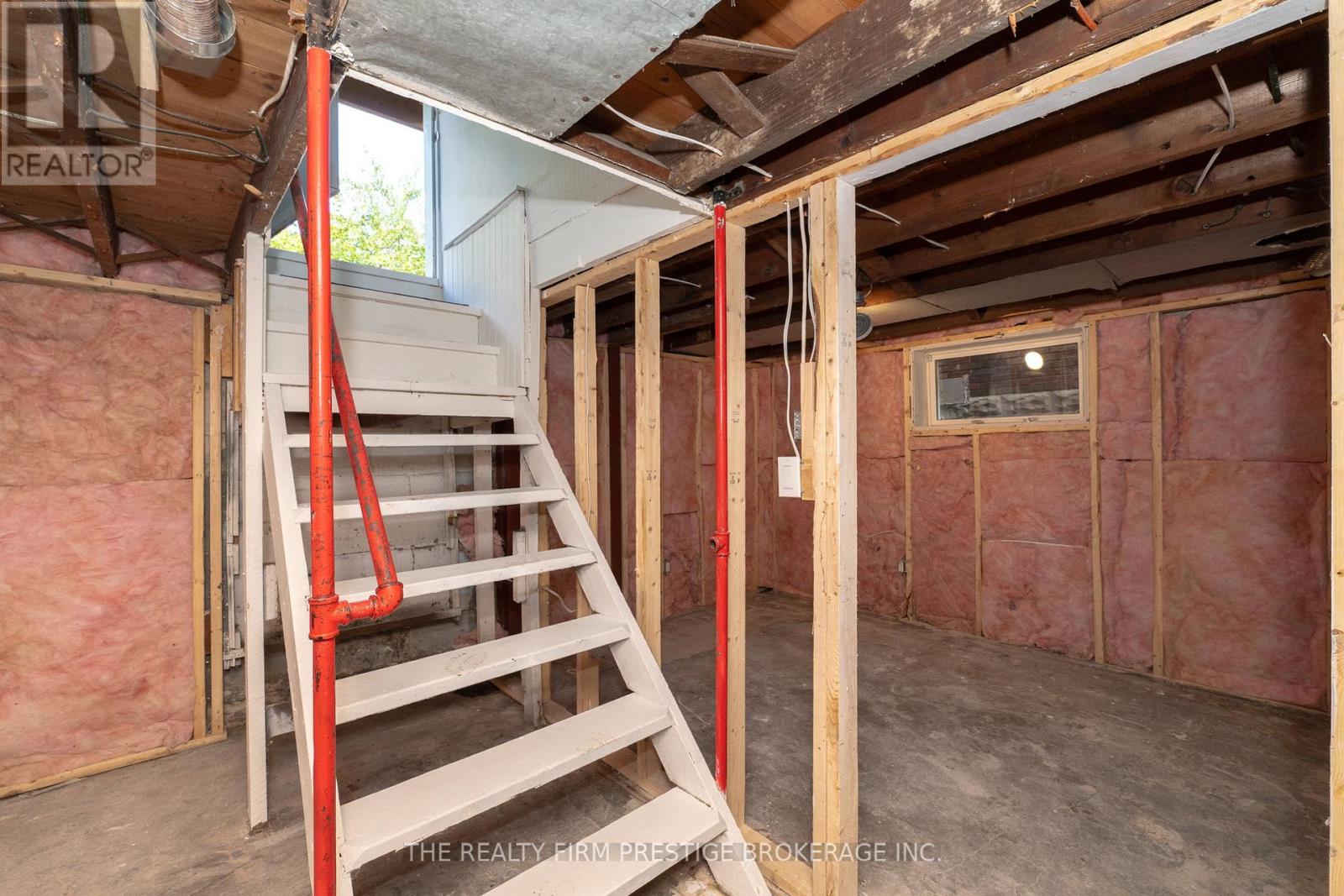 588 Rosedale Street, London East, Ontario  N6B 2C6 - Photo 28 - X12475753
