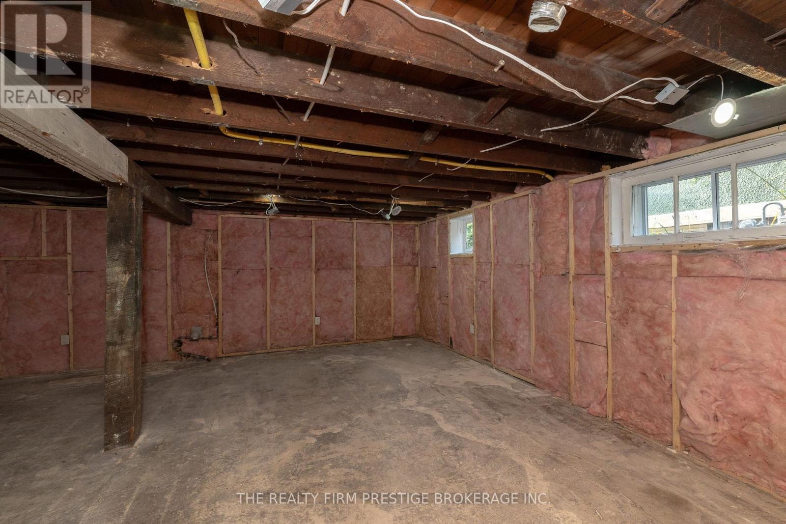 588 Rosedale Street, London East, Ontario  N6B 2C6 - Photo 31 - X12475753