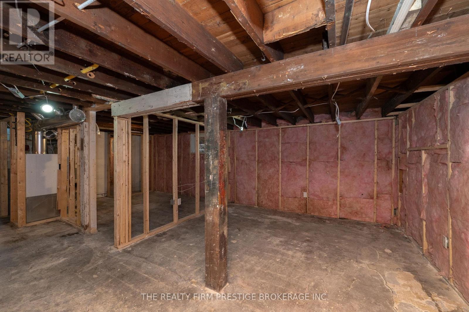 588 Rosedale Street, London East, Ontario  N6B 2C6 - Photo 32 - X12475753
