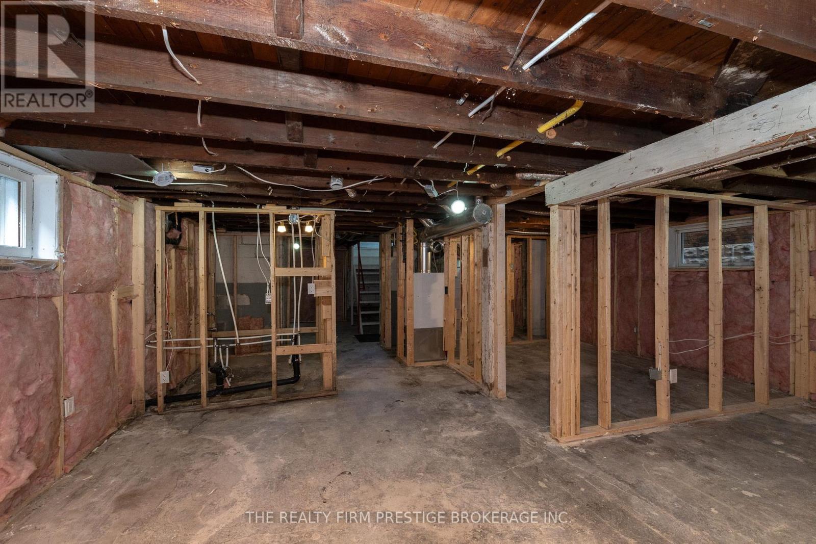 588 Rosedale Street, London East, Ontario  N6B 2C6 - Photo 33 - X12475753