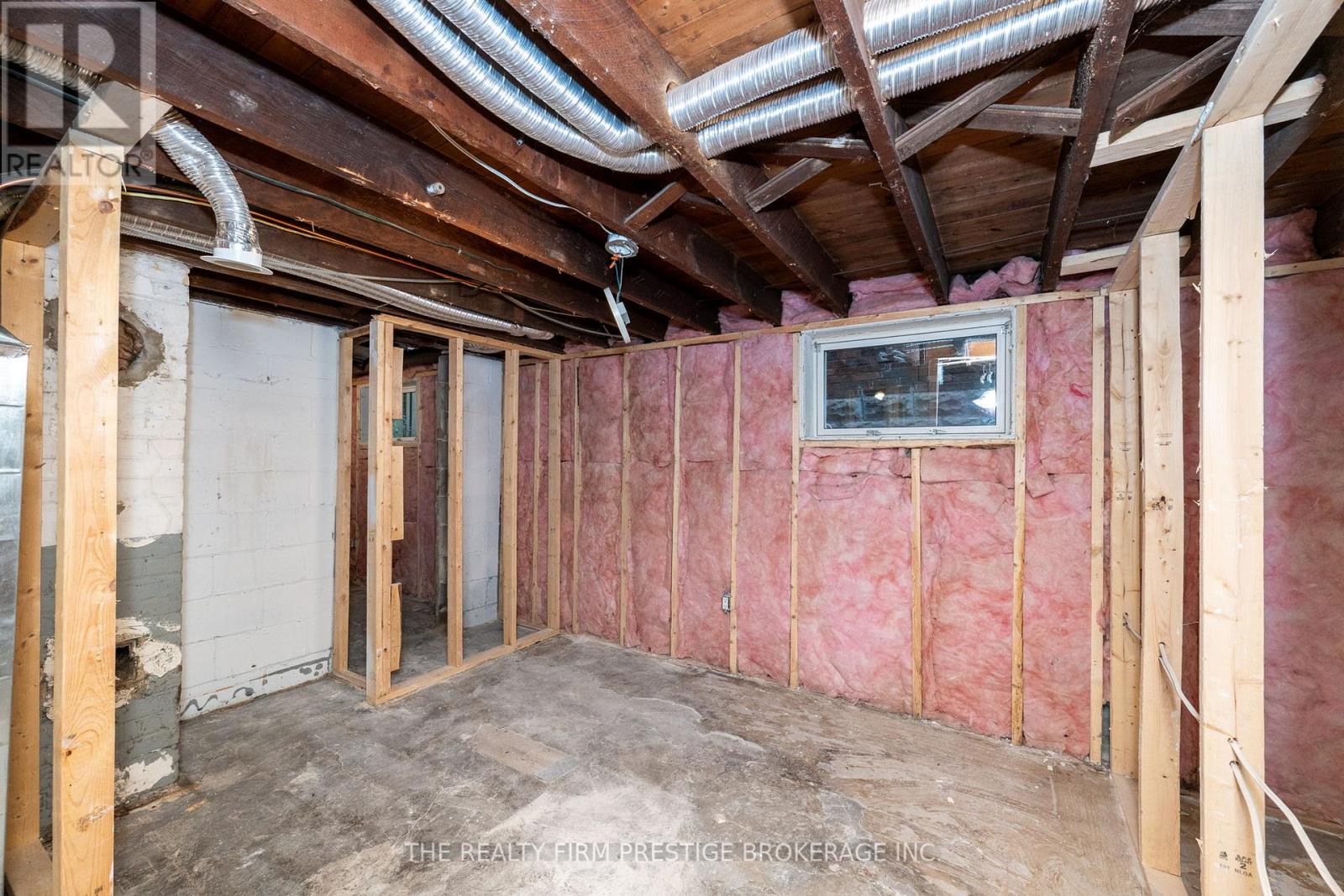 588 Rosedale Street, London East, Ontario  N6B 2C6 - Photo 34 - X12475753