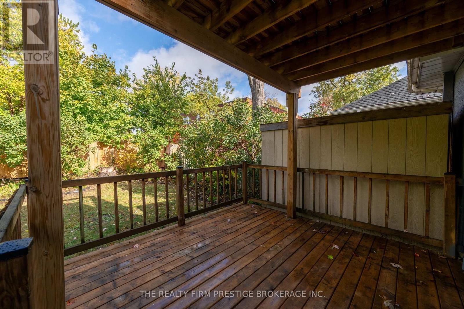 588 Rosedale Street, London East, Ontario  N6B 2C6 - Photo 37 - X12475753