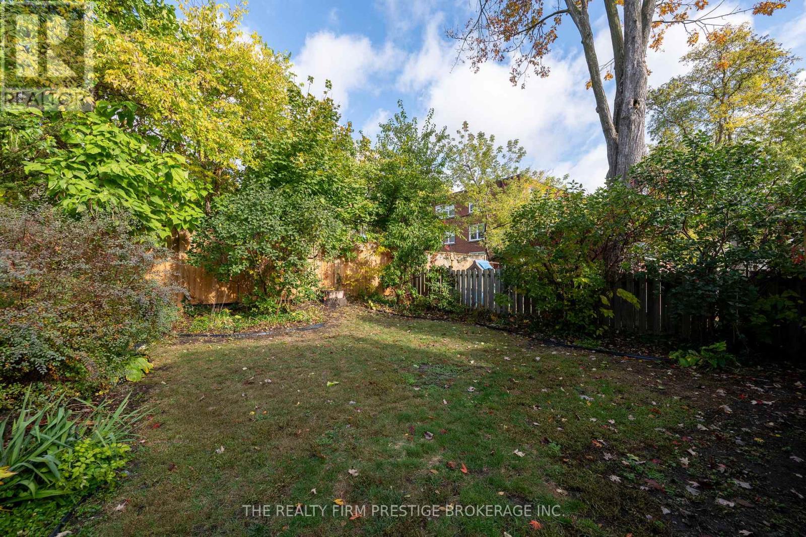 588 Rosedale Street, London East, Ontario  N6B 2C6 - Photo 41 - X12475753