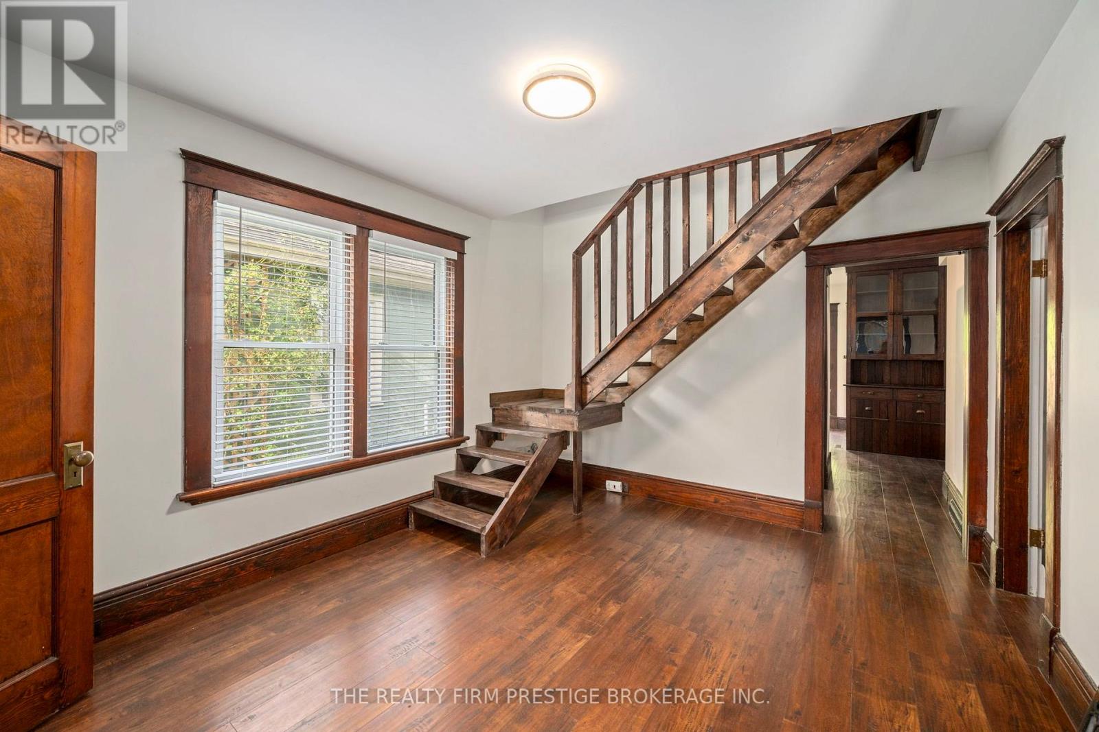 588 Rosedale Street, London East, Ontario  N6B 2C6 - Photo 7 - X12475753