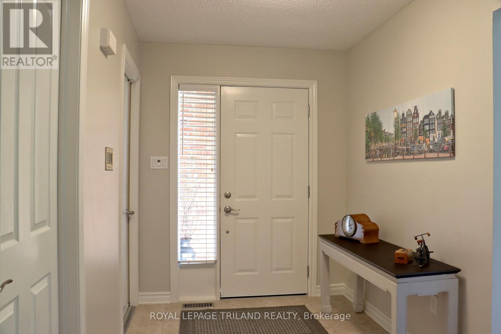 1 - 70 Sunnyside Drive, London North, Ontario  N5X 3W4 - Photo 3 - X12475787