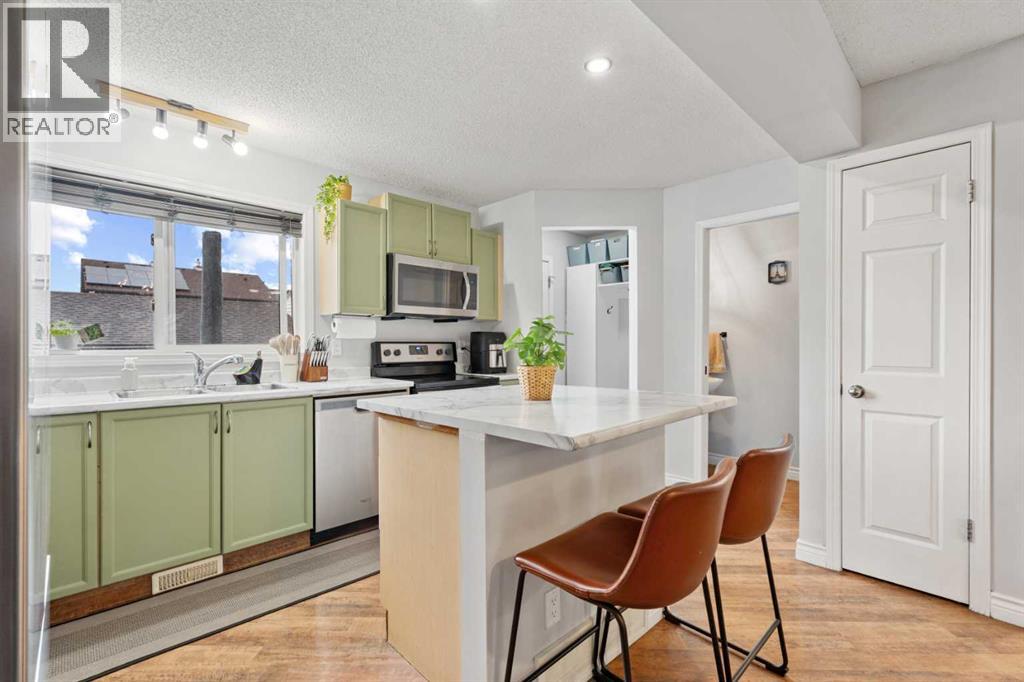 242 Elgin Place Se, Calgary, Alberta  T2Z 4V8 - Photo 12 - A2264618