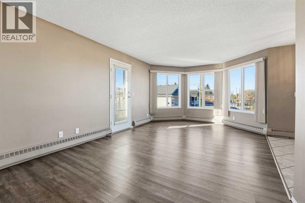 208, 5135 Lakeshore Drive, Sylvan Lake, Alberta  T4S 1E2 - Photo 4 - A2266098