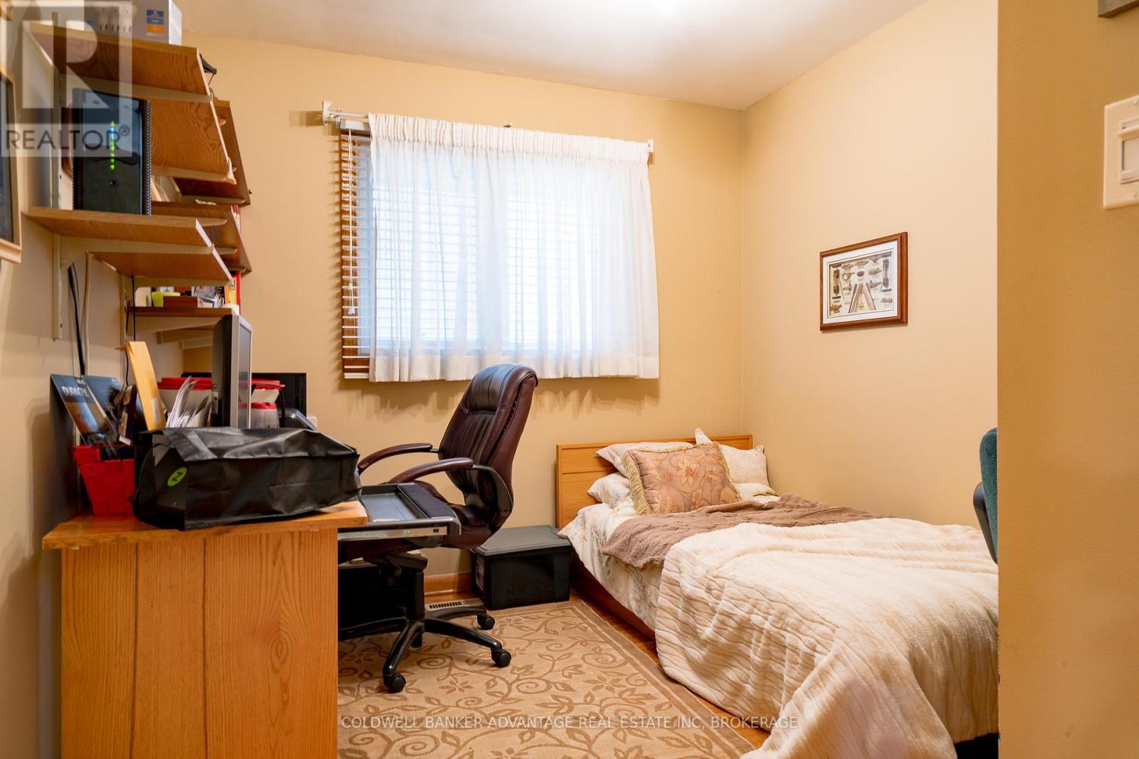 17 Wardrope Avenue, Hamilton (Stoney Creek), Ontario  L8G 1R9 - Photo 16 - X12475551
