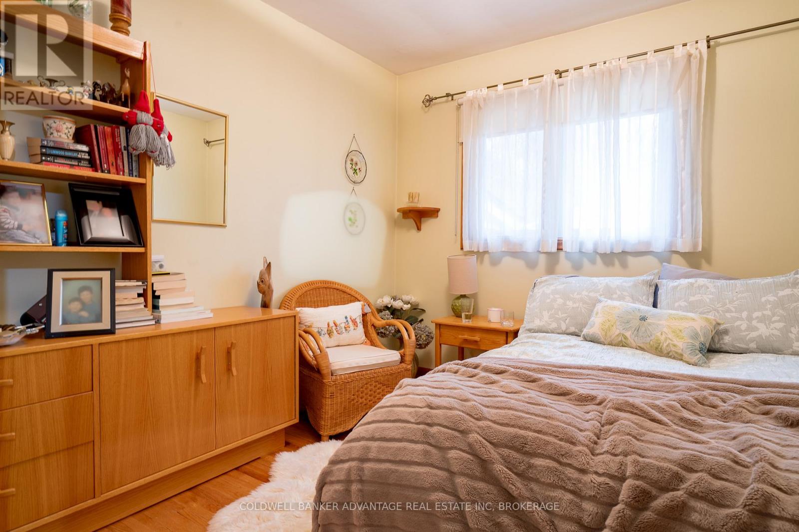 17 Wardrope Avenue, Hamilton (Stoney Creek), Ontario  L8G 1R9 - Photo 18 - X12475551