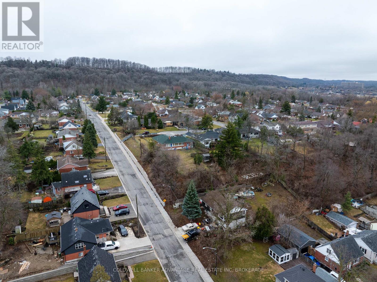 17 Wardrope Avenue, Hamilton (Stoney Creek), Ontario  L8G 1R9 - Photo 37 - X12475551