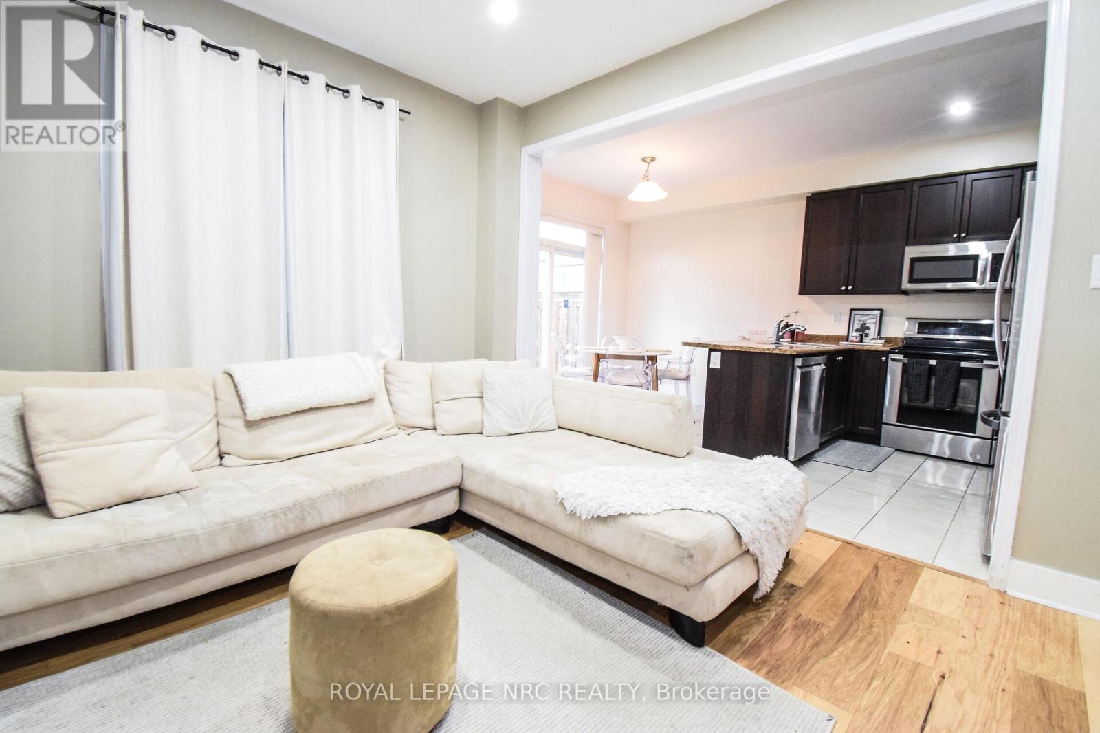 7794 Sassafras Trail, Niagara Falls, Ontario  L2H 0N5 - Photo 13 - X12475667