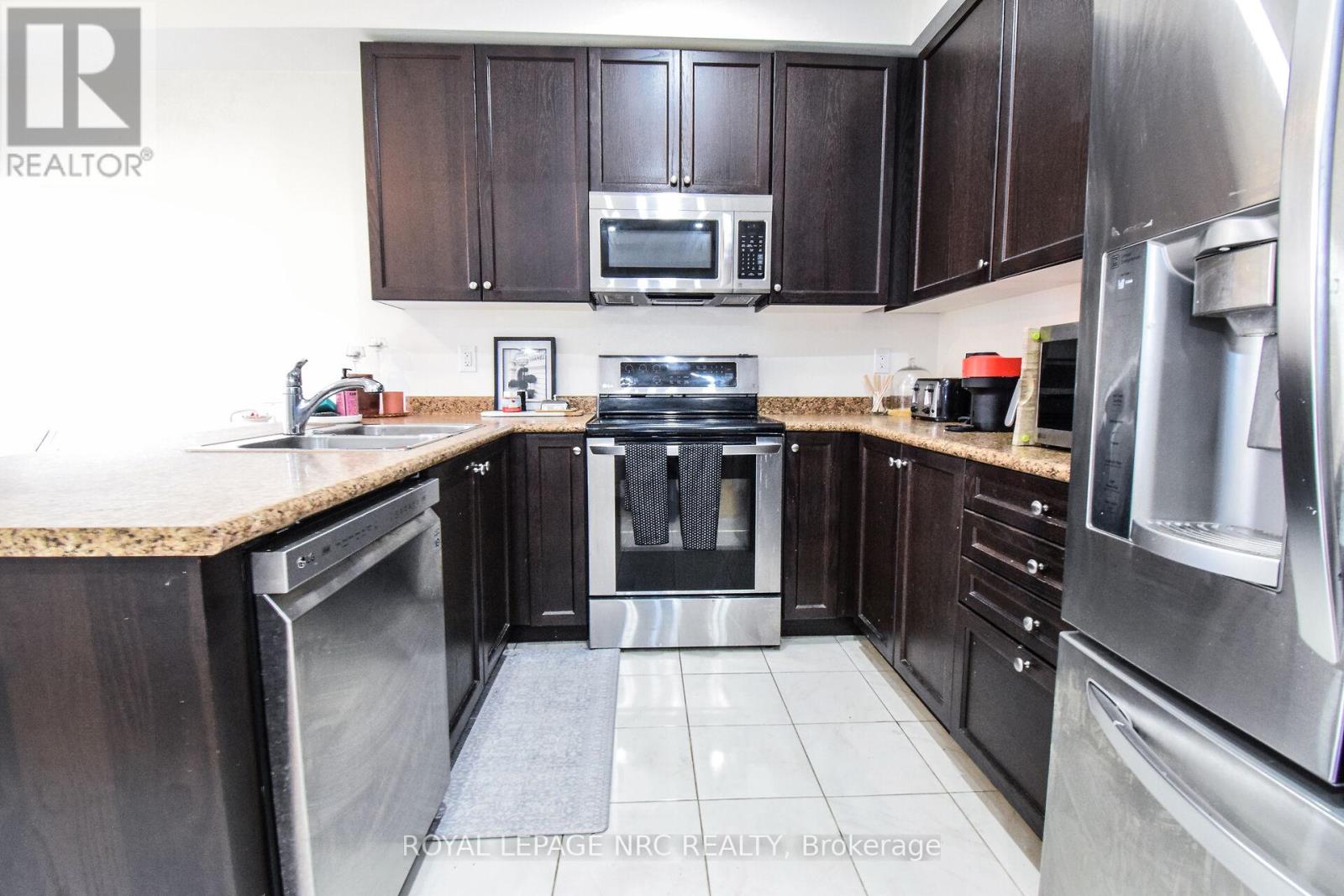 7794 Sassafras Trail, Niagara Falls, Ontario  L2H 0N5 - Photo 22 - X12475667