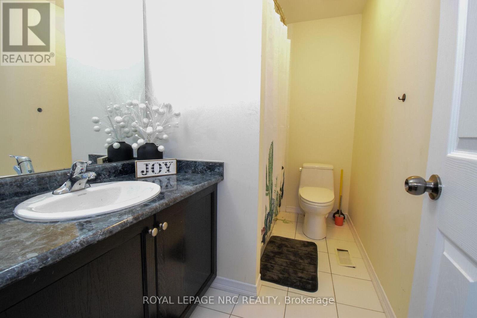7794 Sassafras Trail, Niagara Falls, Ontario  L2H 0N5 - Photo 39 - X12475667