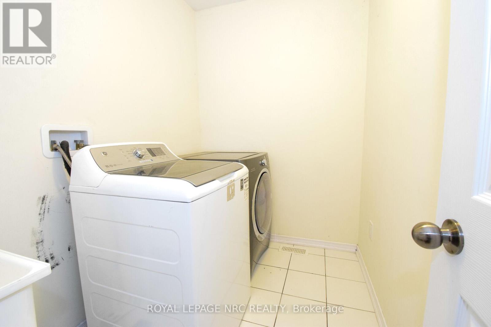 7794 Sassafras Trail, Niagara Falls, Ontario  L2H 0N5 - Photo 42 - X12475667