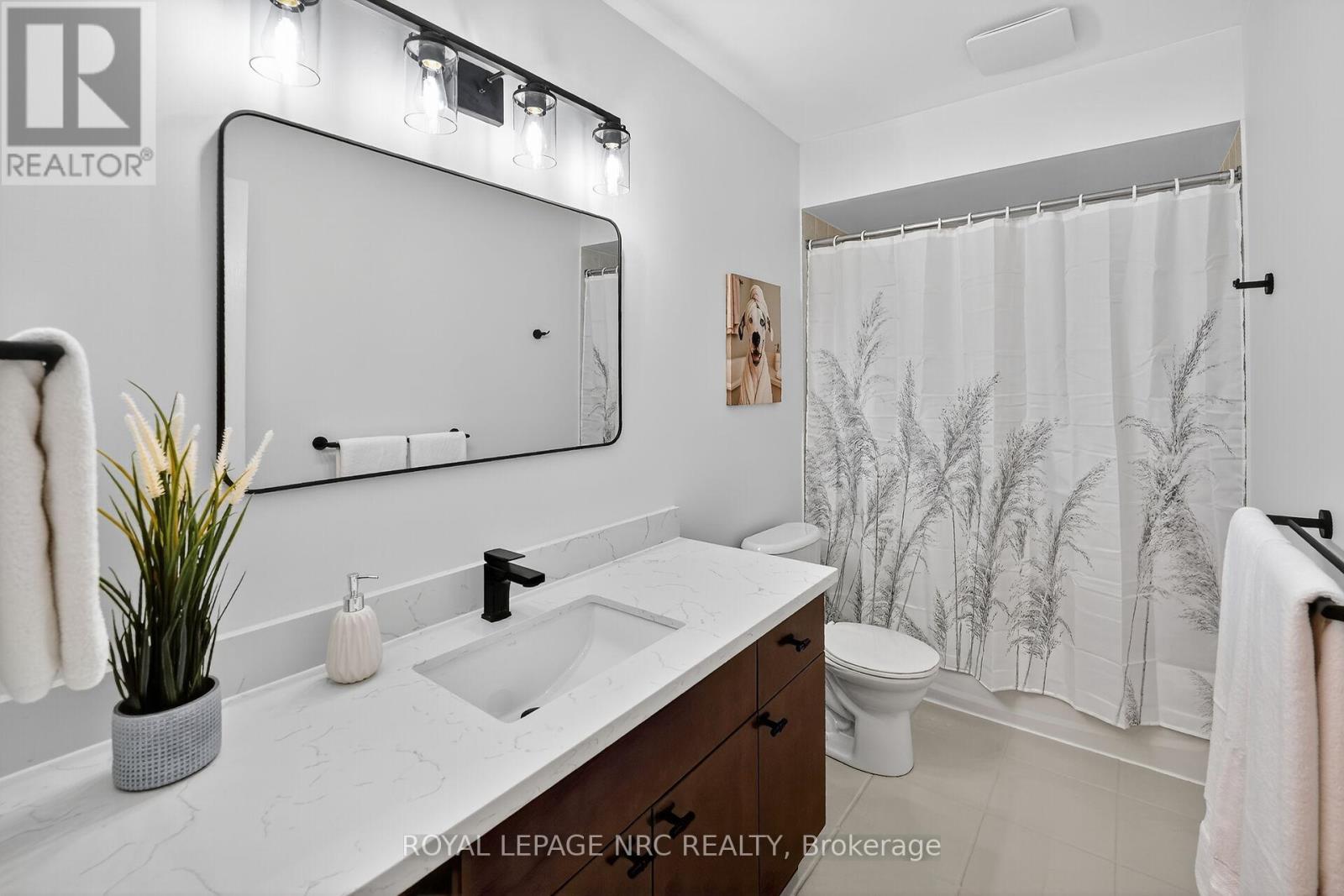 15 - 40 Dartmouth Gate, Hamilton, Ontario  L8E 0C4 - Photo 22 - X12475675