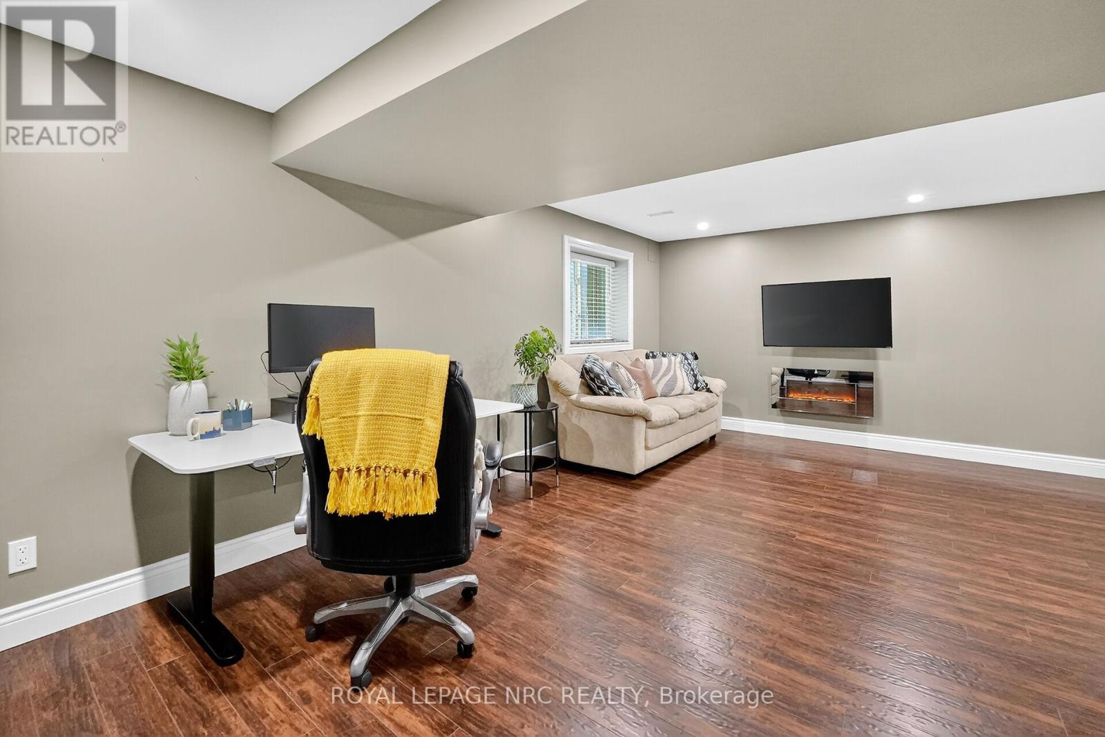 15 - 40 Dartmouth Gate, Hamilton, Ontario  L8E 0C4 - Photo 27 - X12475675