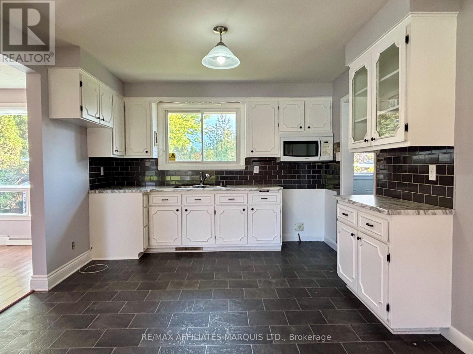 1007 Lasalle Road, Cornwall, Ontario  K6H 2W2 - Photo 13 - X12475662