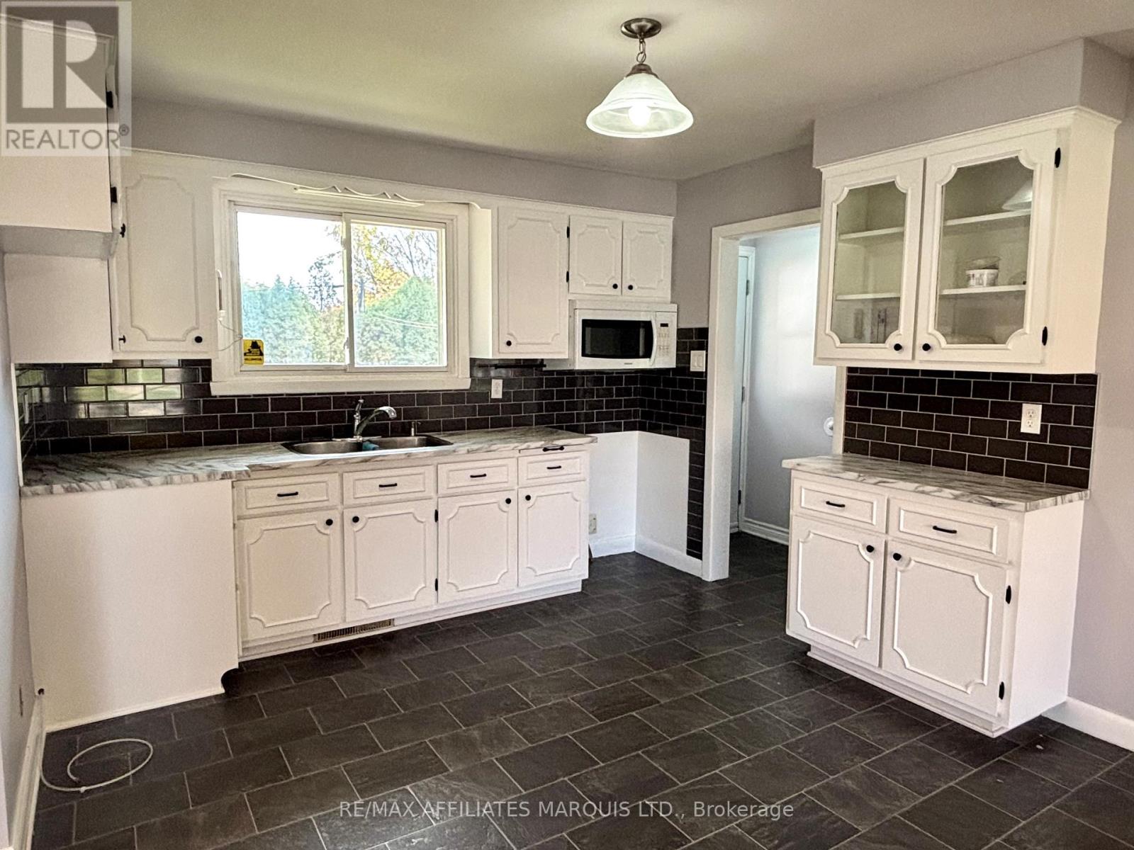 1007 Lasalle Road, Cornwall, Ontario  K6H 2W2 - Photo 14 - X12475662