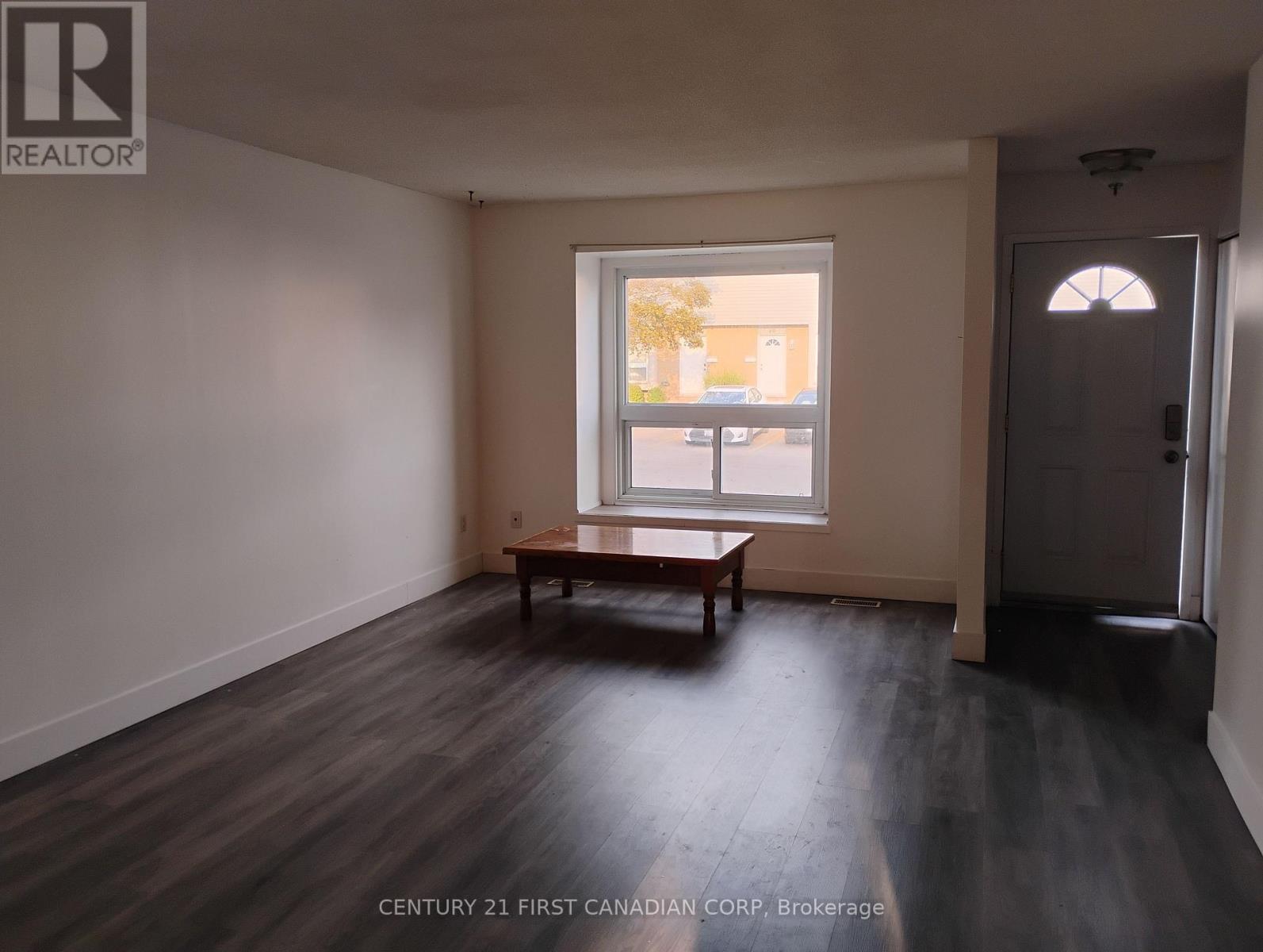 577 Third Street, London East, Ontario  N5V 4B9 - Photo 3 - X12475902