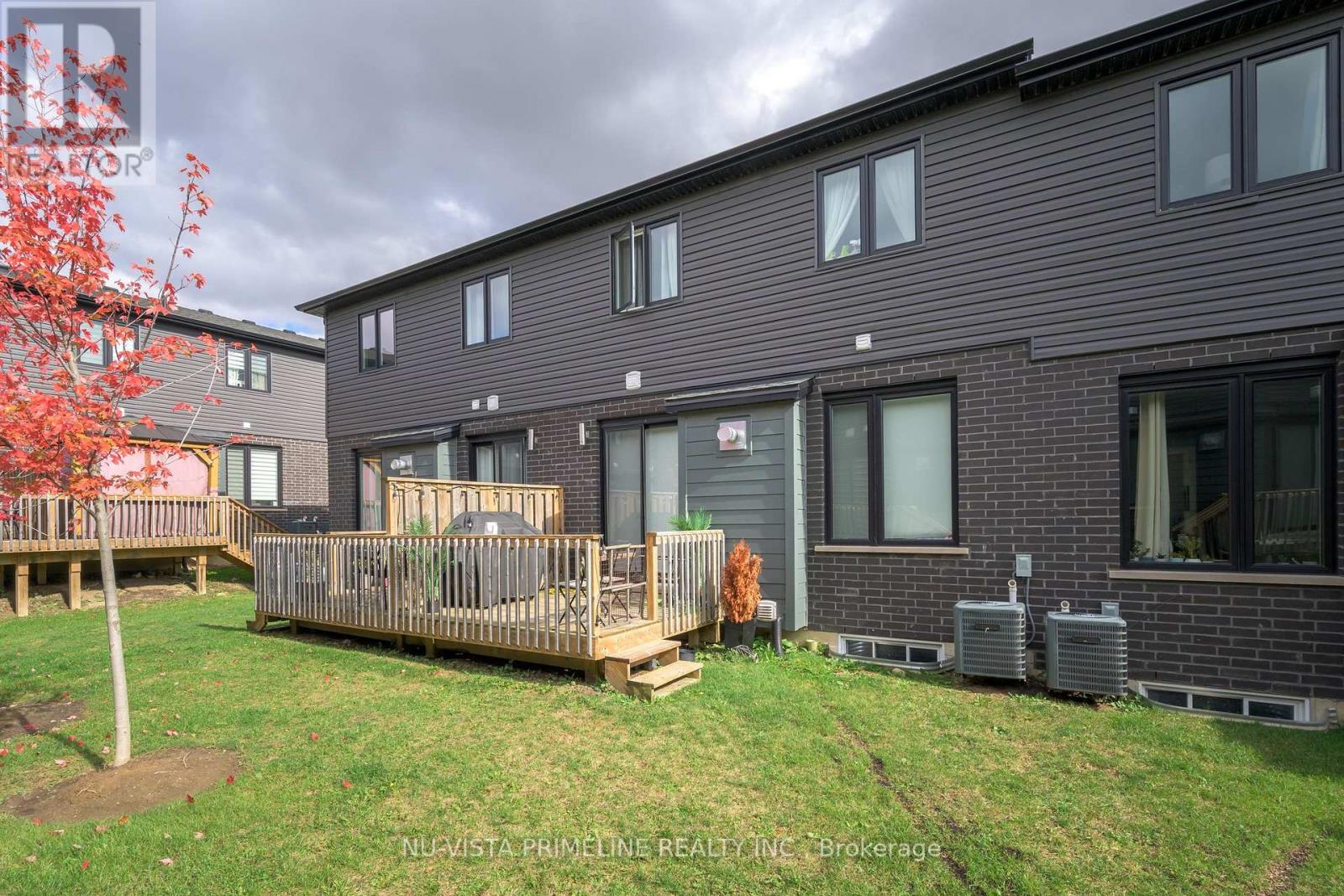 16 - 499 Sophia Crescent N, London North, Ontario  N6G 0T5 - Photo 3 - X12475932