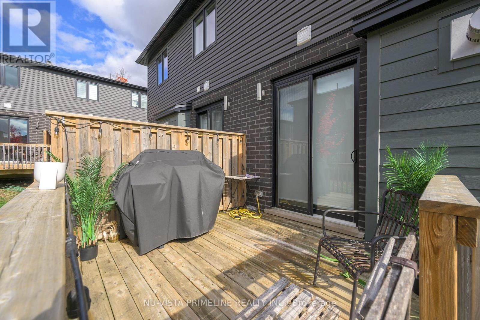 16 - 499 Sophia Crescent N, London North, Ontario  N6G 0T5 - Photo 5 - X12475932