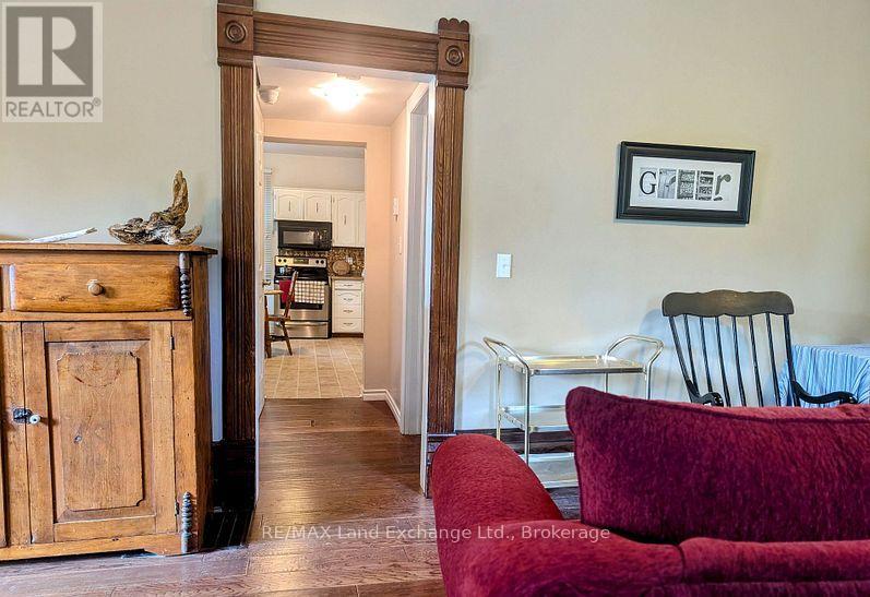 431 Coombs Street, North Huron, Ontario  N0M 1H0 - Photo 14 - X12475577