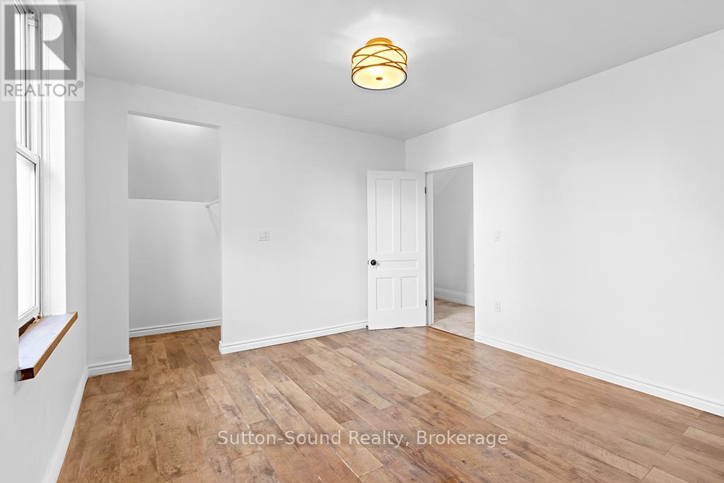 158 13th Street W, Owen Sound, Ontario  N4K 3W4 - Photo 21 - X12475578