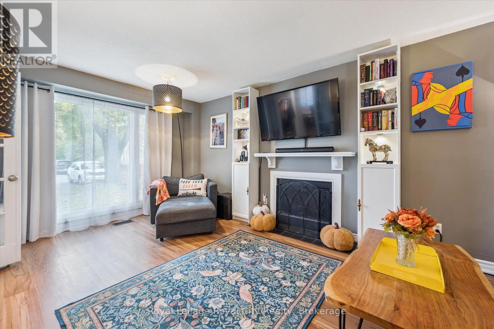 406 Scottsdale Drive, Guelph (Dovercliffe Park/old University), Ontario  N1G 2Z8 - Photo 14 - X12475598