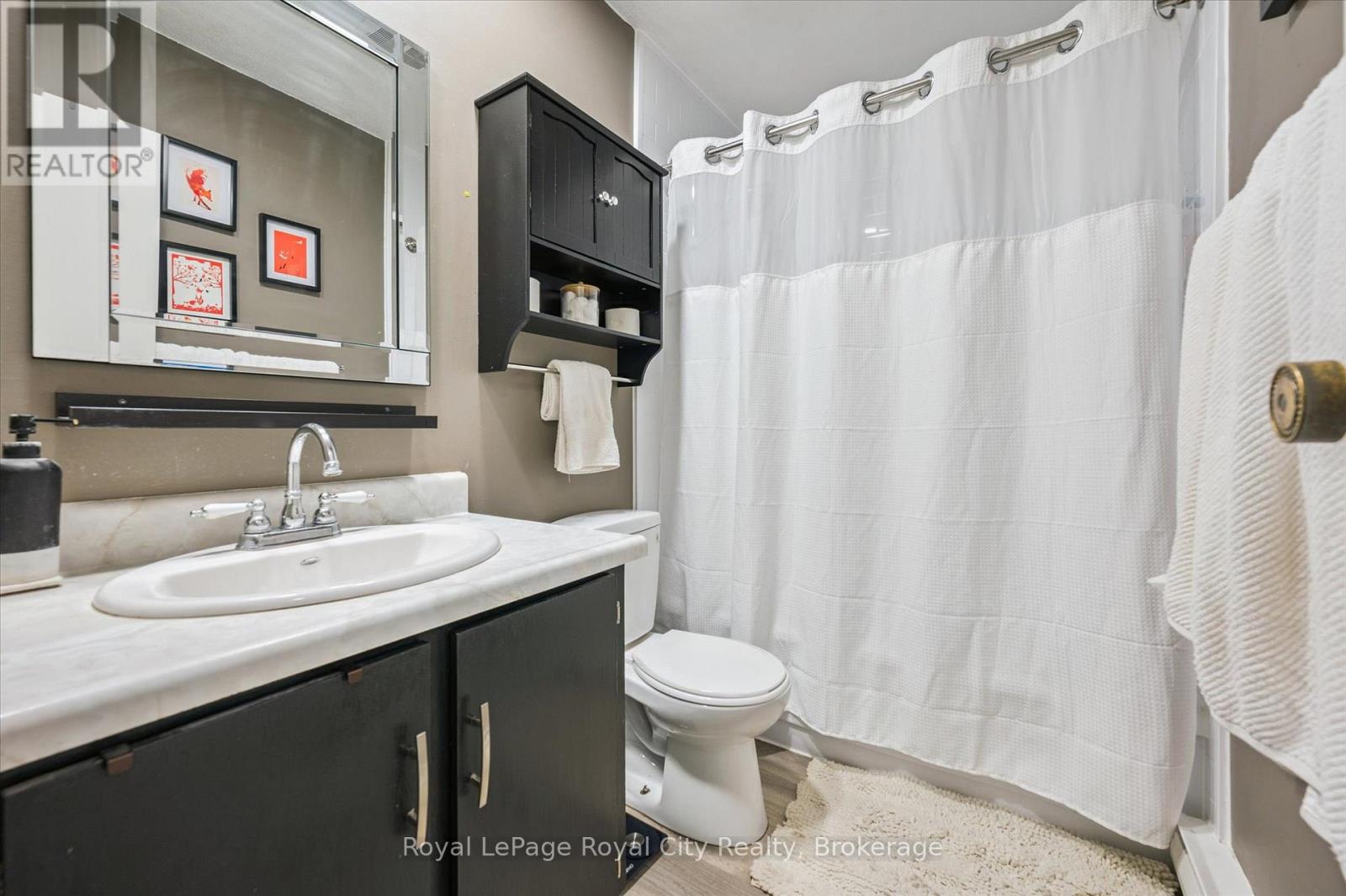 406 Scottsdale Drive, Guelph (Dovercliffe Park/old University), Ontario  N1G 2Z8 - Photo 21 - X12475598