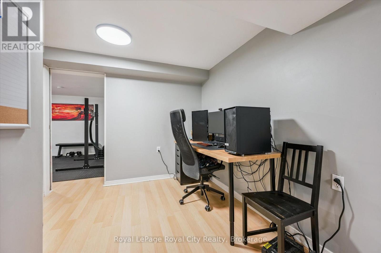 406 Scottsdale Drive, Guelph (Dovercliffe Park/old University), Ontario  N1G 2Z8 - Photo 29 - X12475598