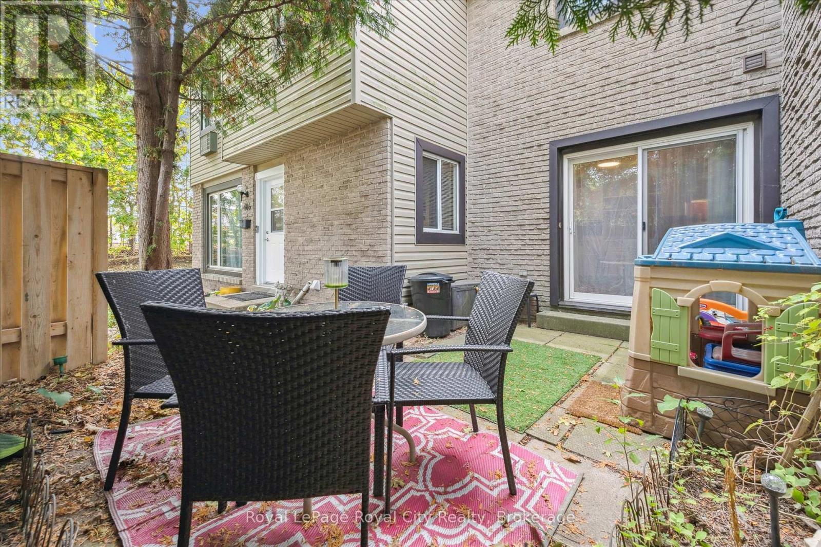 406 Scottsdale Drive, Guelph (Dovercliffe Park/old University), Ontario  N1G 2Z8 - Photo 31 - X12475598